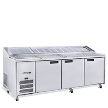 Refrigerated sandwich/pizza make up counter 3 door